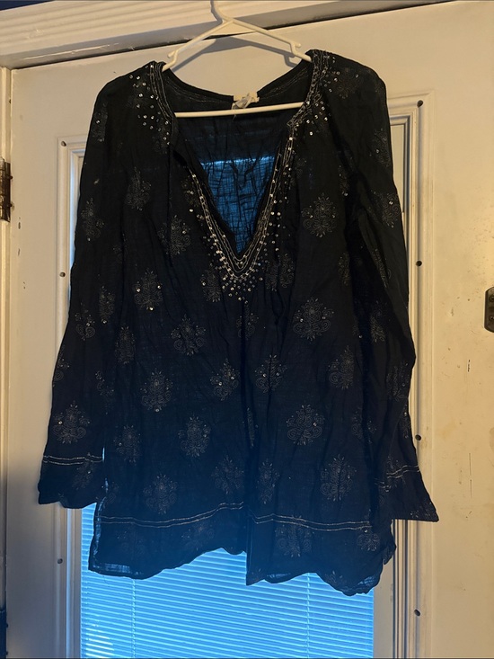 Old Navy Tops - Old Navy Black Beaded V-Neck Tunic